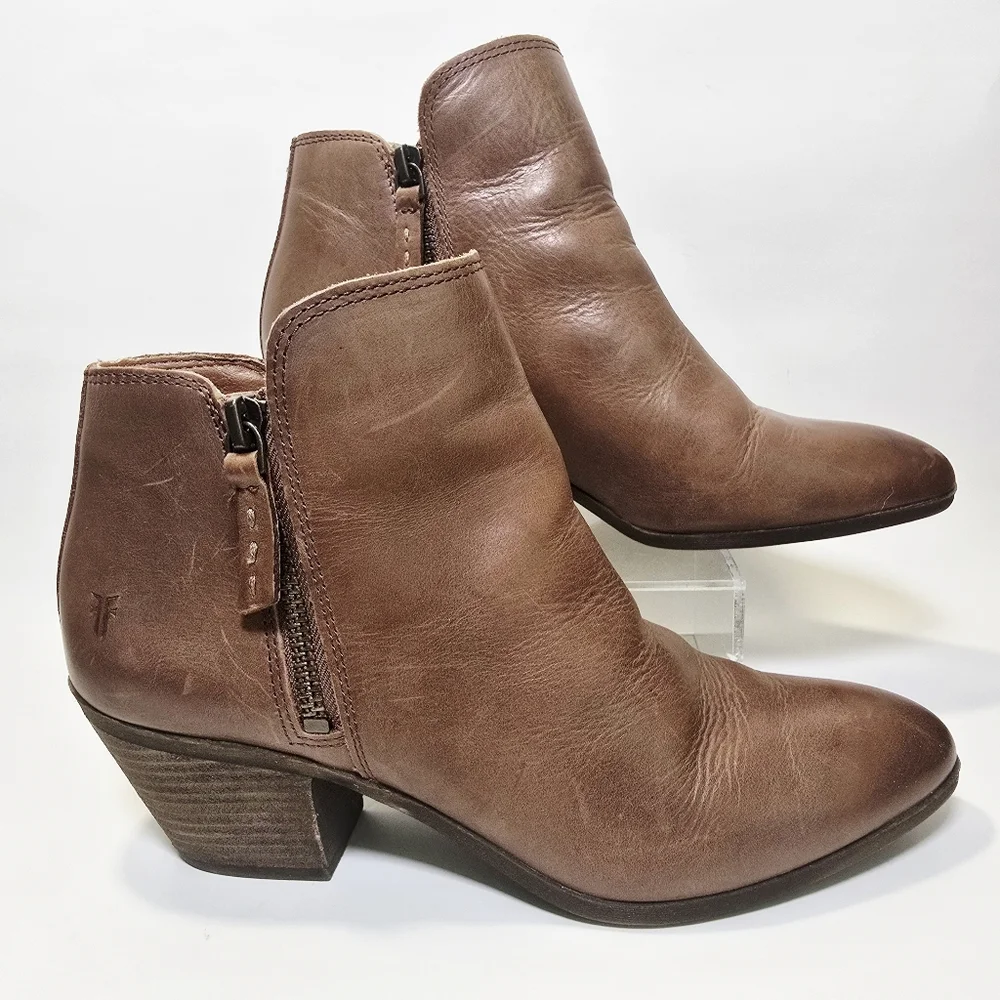 FRYE Judith Double Zip Brown Leather Almond Toe Ankle Boots
